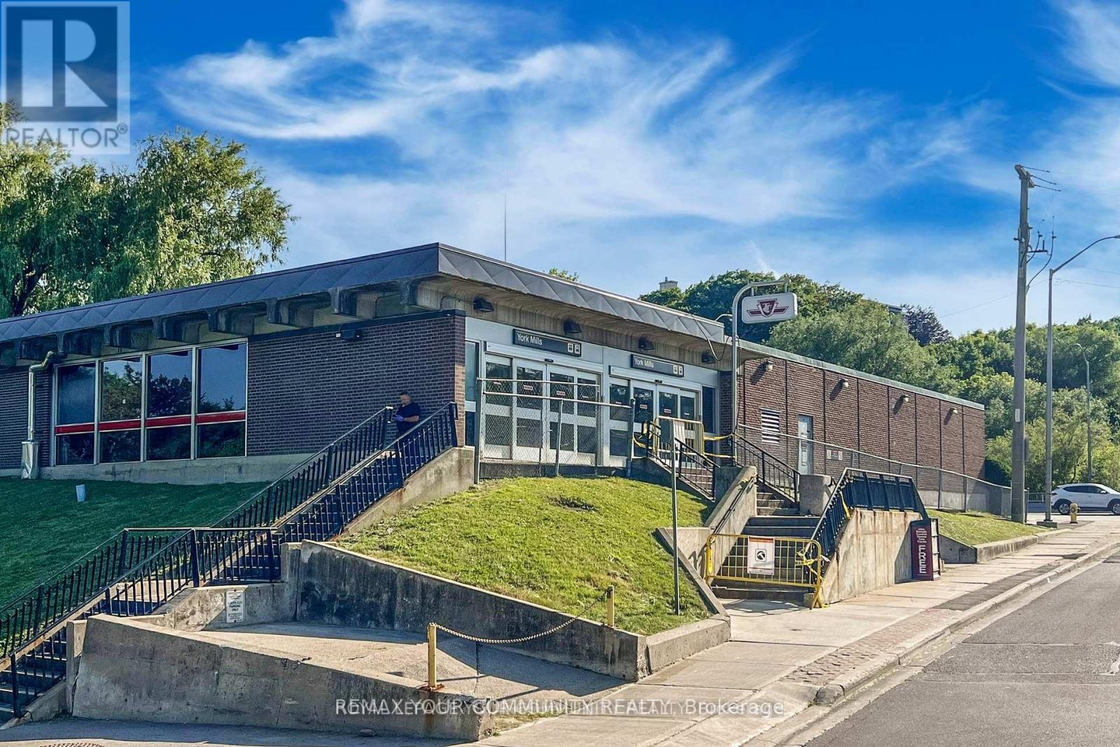 410 - 10 Old York Mills Road, Toronto, Ontario  M2P 2G9 - Photo 36 - C13011002