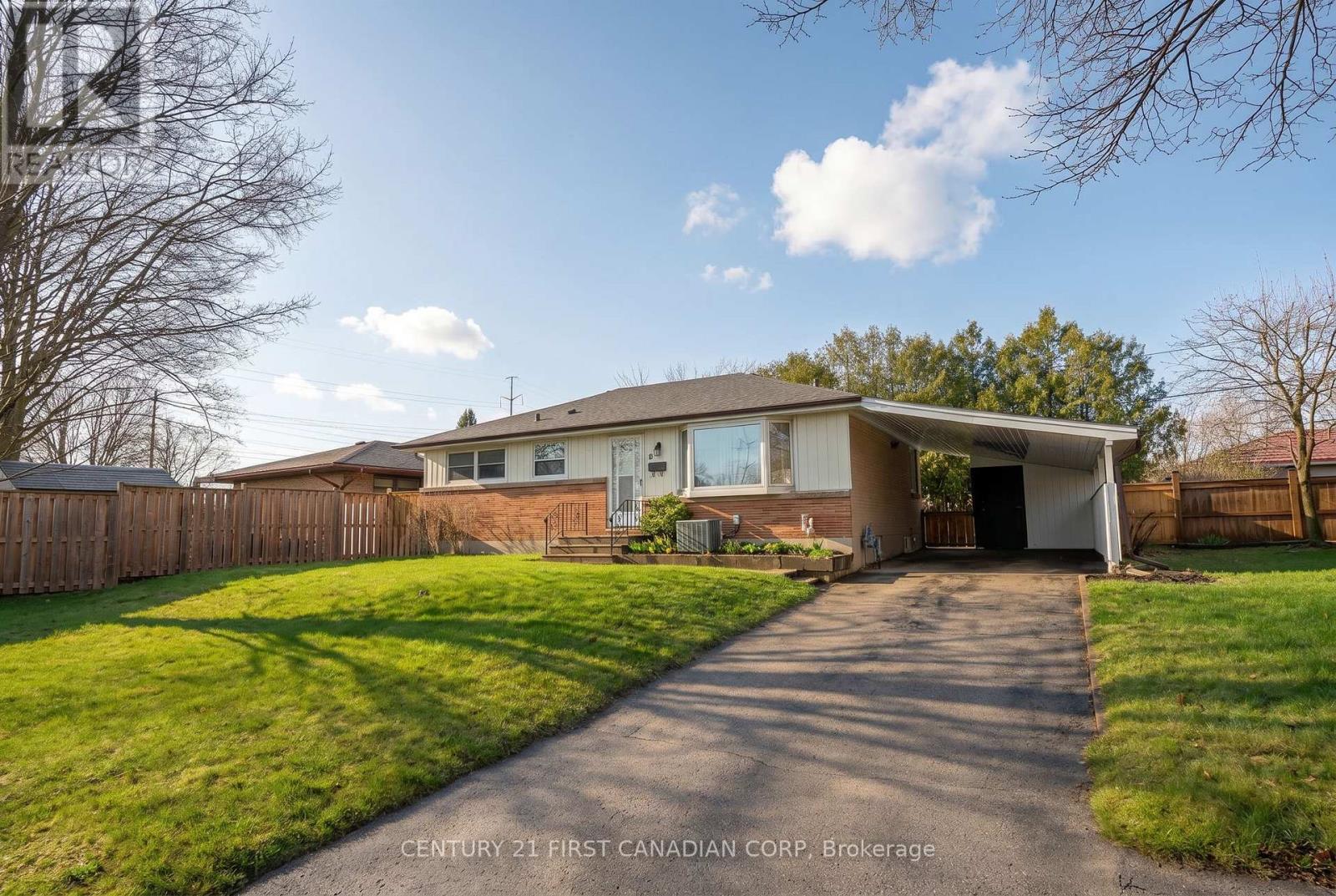 6 BRETON PARK CRESCENT, London East, Ontario