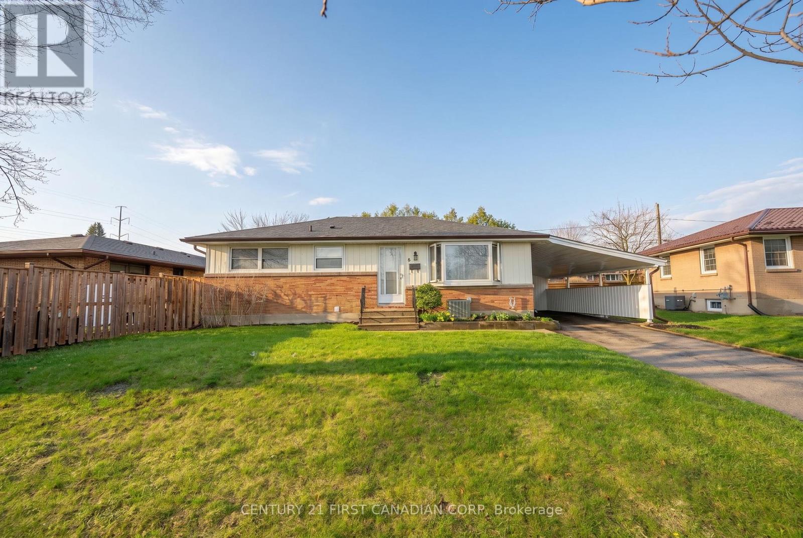 6 Breton Park Crescent, London East, Ontario  N5W 1N1 - Photo 3 - X13010962