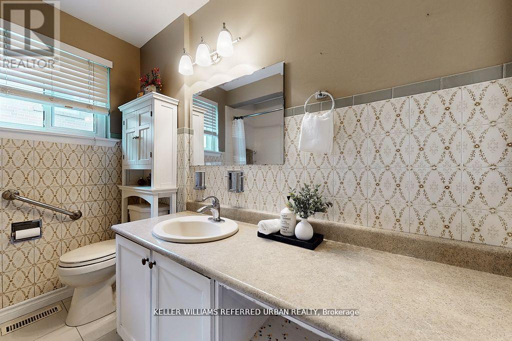 11 Midcroft Drive, Toronto, Ontario  M1S 1W9 - Photo 24 - E13010958