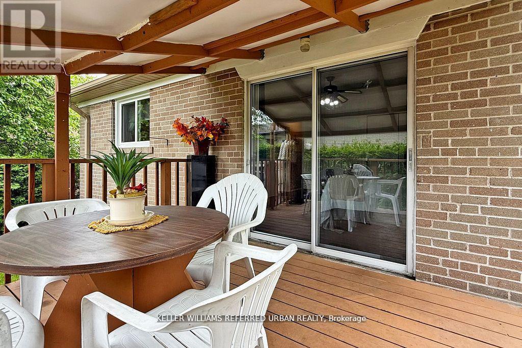 11 Midcroft Drive, Toronto, Ontario  M1S 1W9 - Photo 46 - E13010958