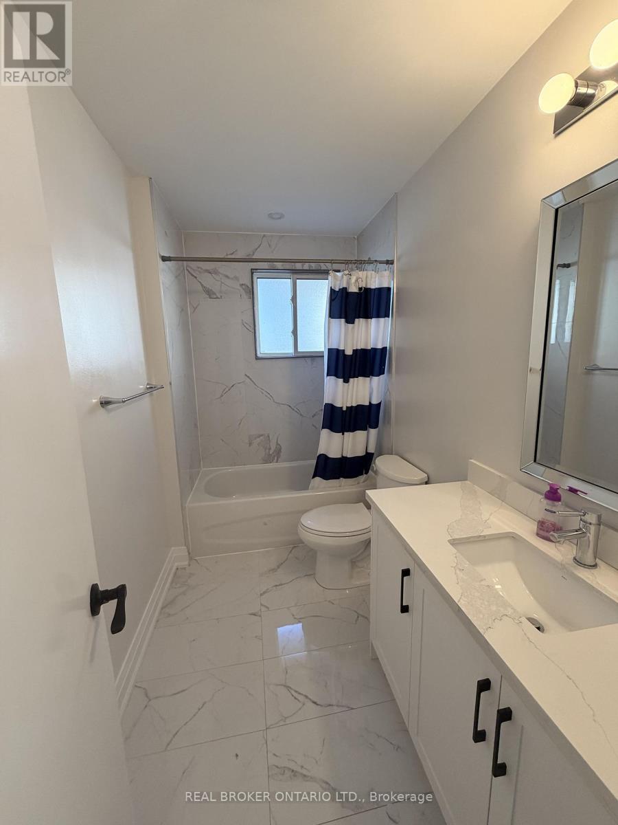 Main - 653 Athol Street E, Oshawa, Ontario  L1H 1M2 - Photo 20 - E13010960