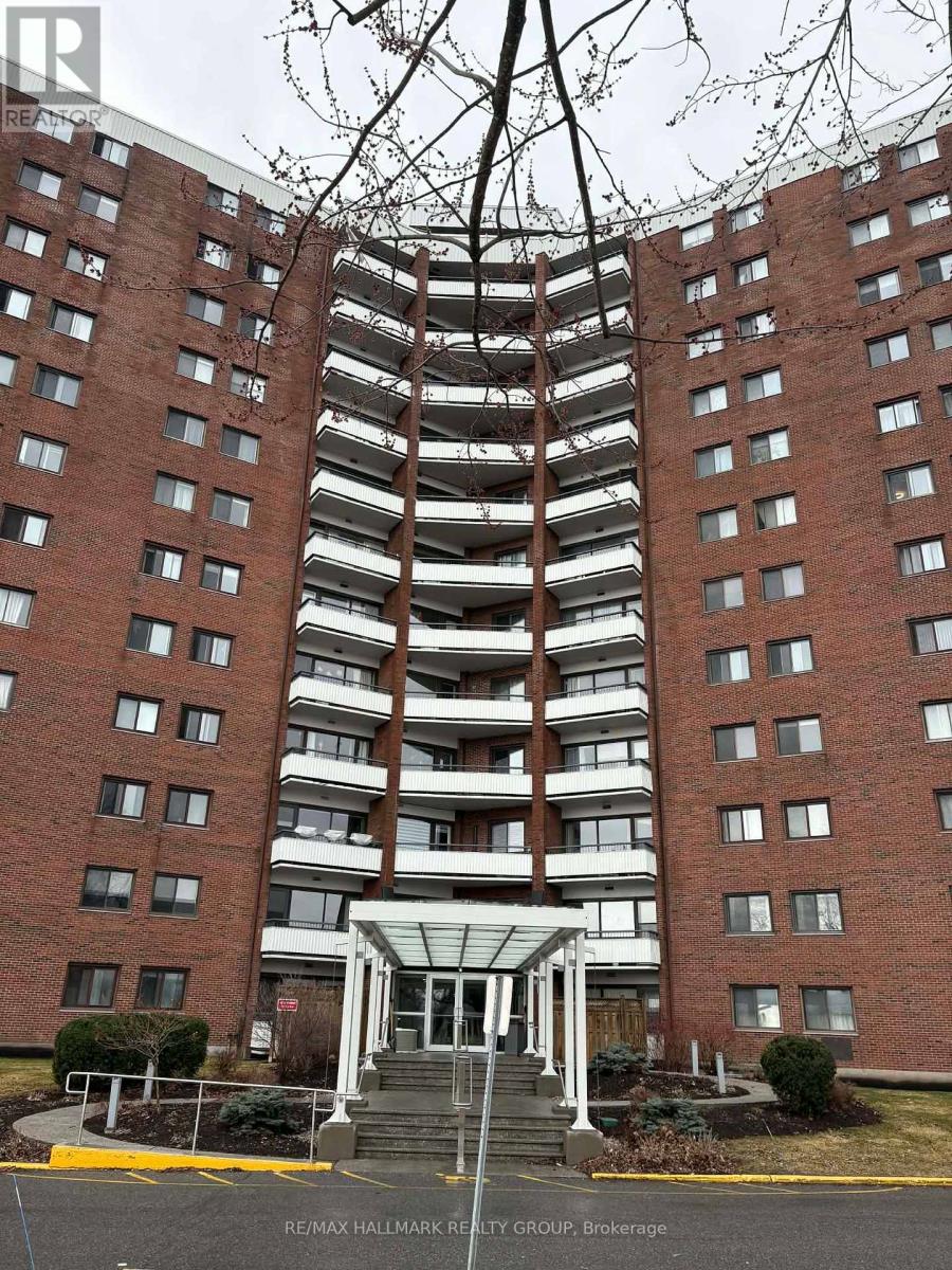 1217 - 20 CHESTERTON DRIVE, Ottawa, Ontario