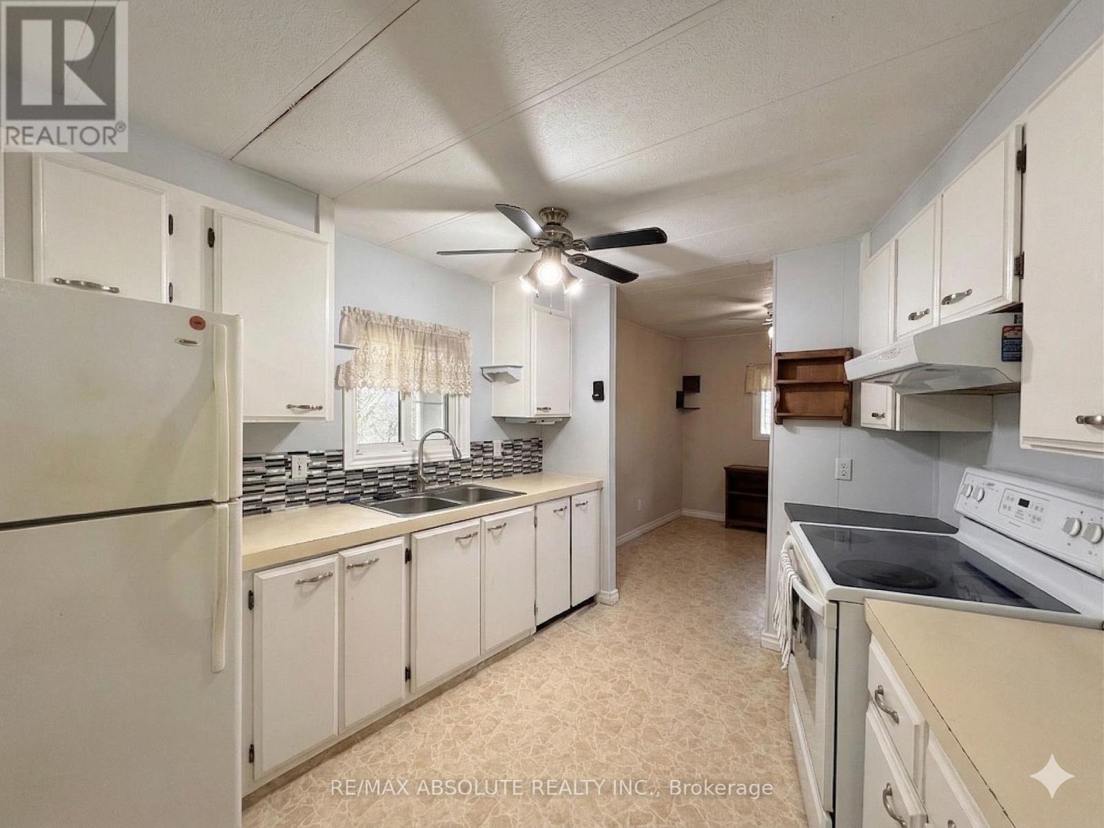 235 Poole Street, Mcnab/braeside, Ontario  K7S 1J1 - Photo 6 - X13010968