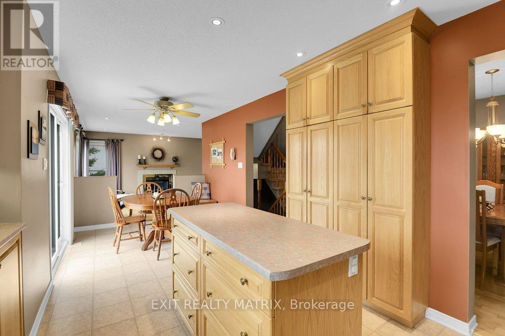 4717 Mcneely Road, Ottawa, Ontario  K4B 0J2 - Photo 12 - X13011038