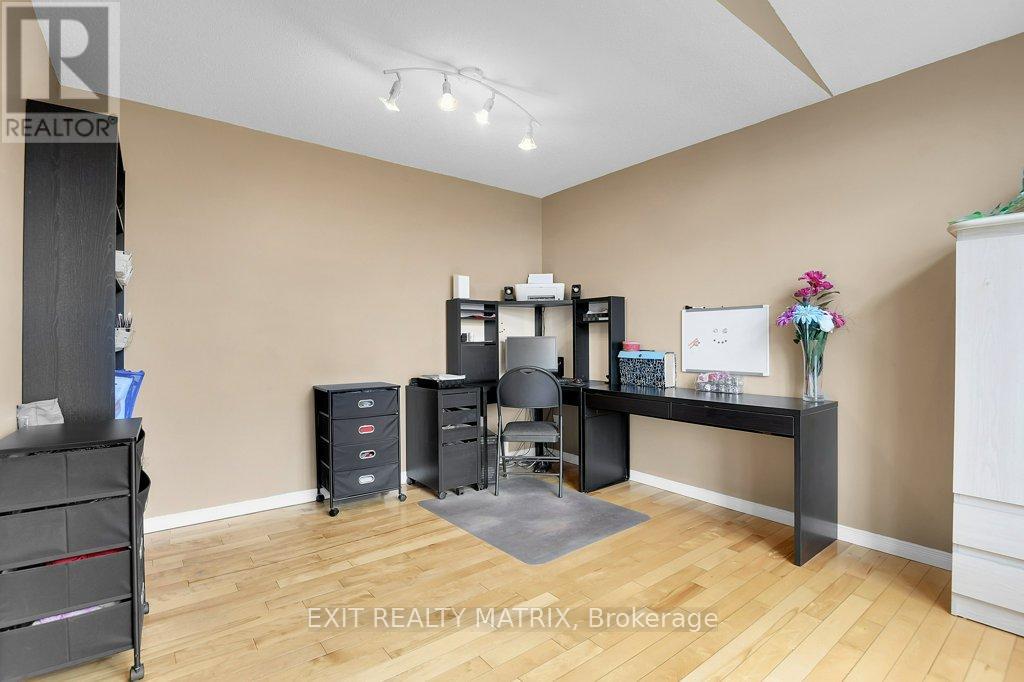 4717 Mcneely Road, Ottawa, Ontario  K4B 0J2 - Photo 14 - X13011038
