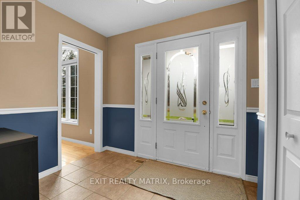 4717 Mcneely Road, Ottawa, Ontario  K4B 0J2 - Photo 4 - X13011038