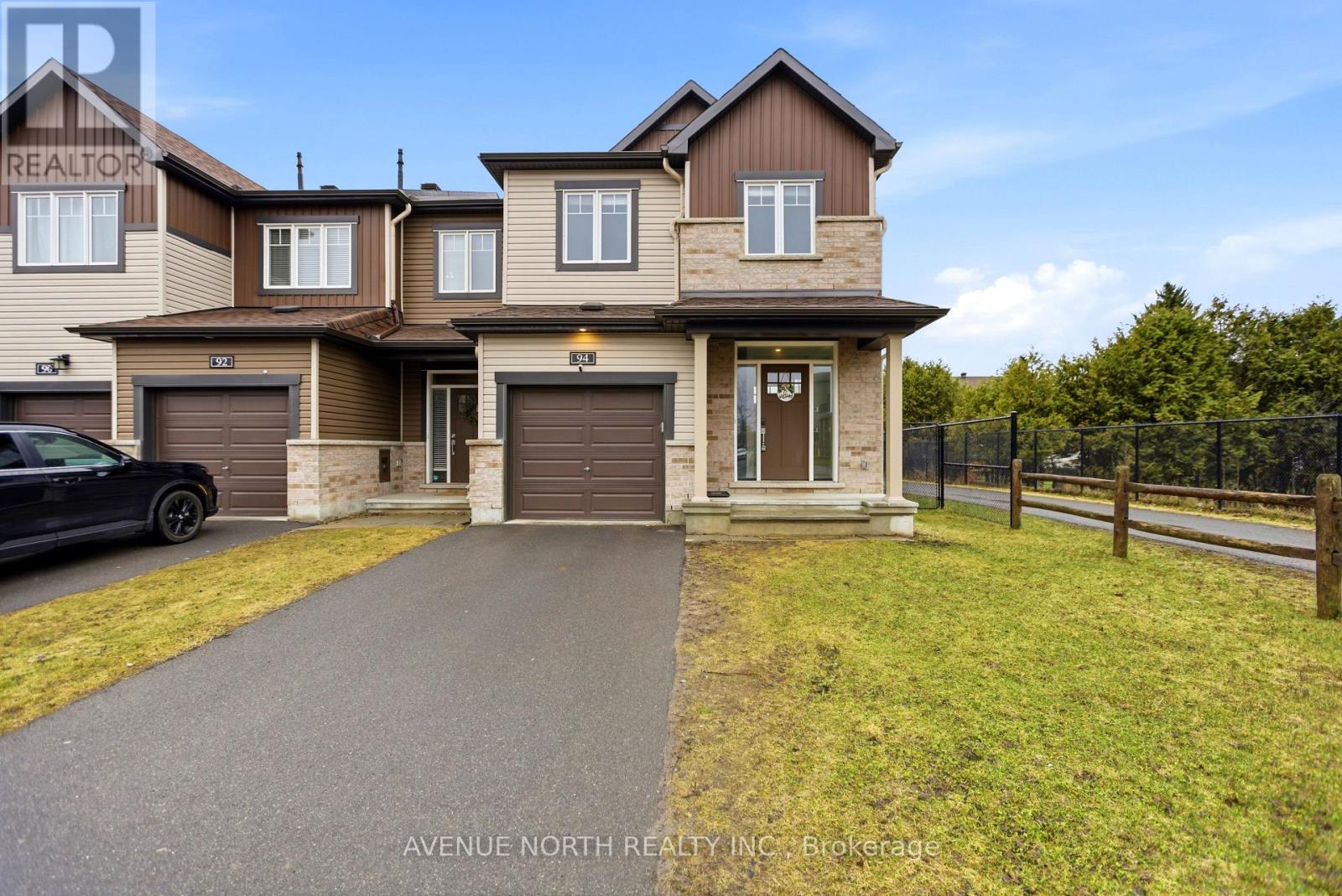 94 GARDENPOST TERRACE, Ottawa, Ontario