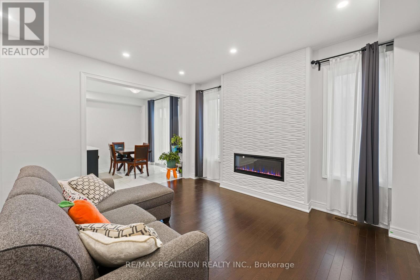 10 Neilly Terrace, Bradford West Gwillimbury, Ontario  L3Z 4K9 - Photo 12 - N13011004