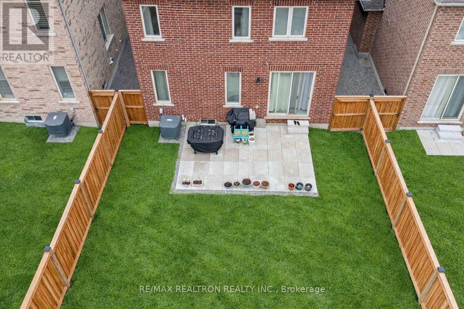 10 Neilly Terrace, Bradford West Gwillimbury, Ontario  L3Z 4K9 - Photo 48 - N13011004