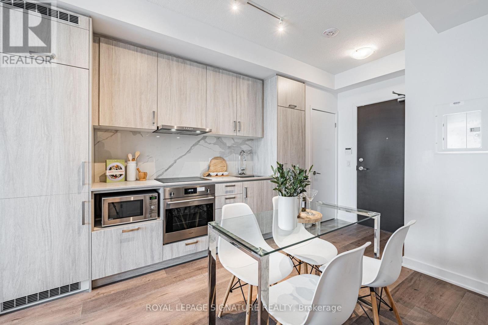 1101 - 60 Honeycrisp Crescent, Vaughan, Ontario  L4K 0N5 - Photo 5 - N13011046