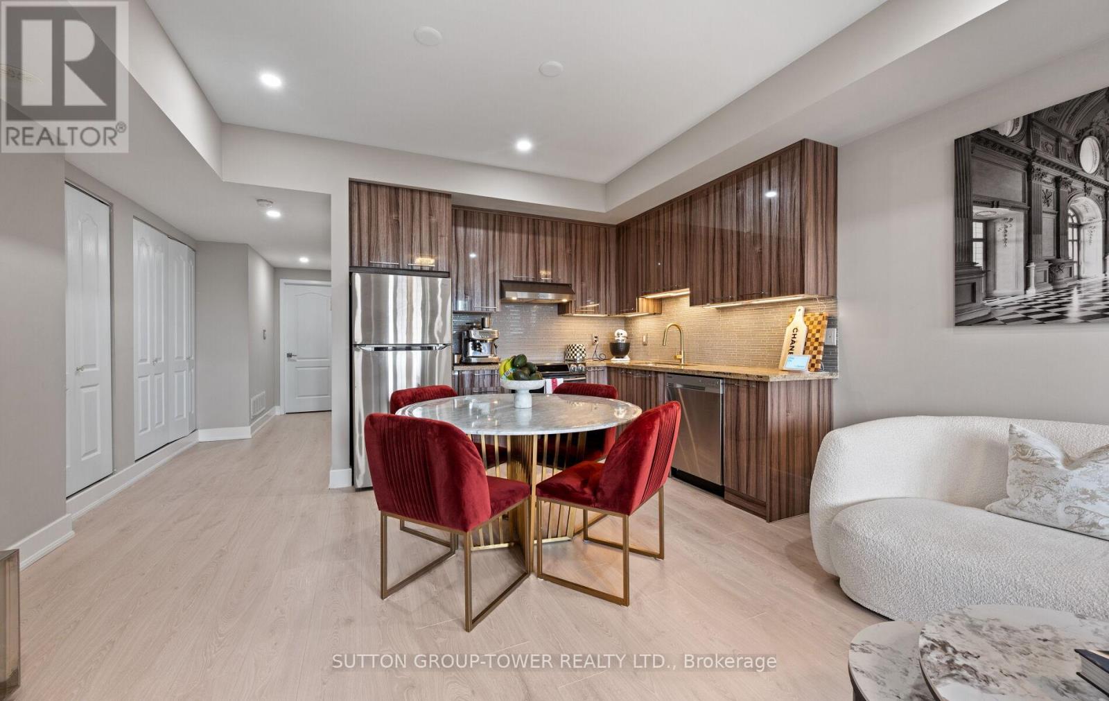 C26 - 26 Bruce Street, Vaughan, Ontario  L4L 0H4 - Photo 6 - N13011056