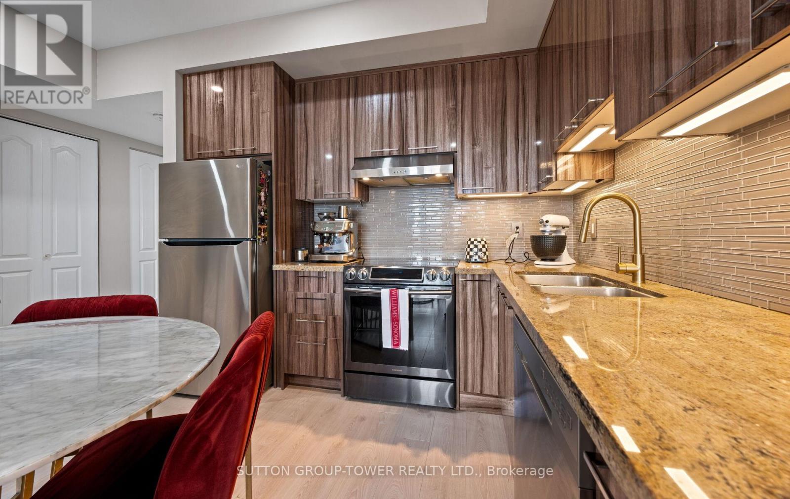 C26 - 26 Bruce Street, Vaughan, Ontario  L4L 0H4 - Photo 8 - N13011056