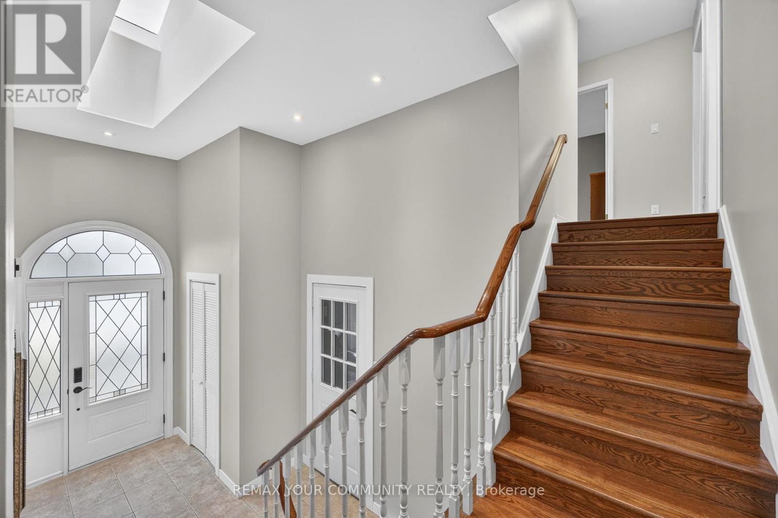 81 Crown Crescent, Bradford West Gwillimbury, Ontario  L3Z 2M2 - Photo 16 - N13011070