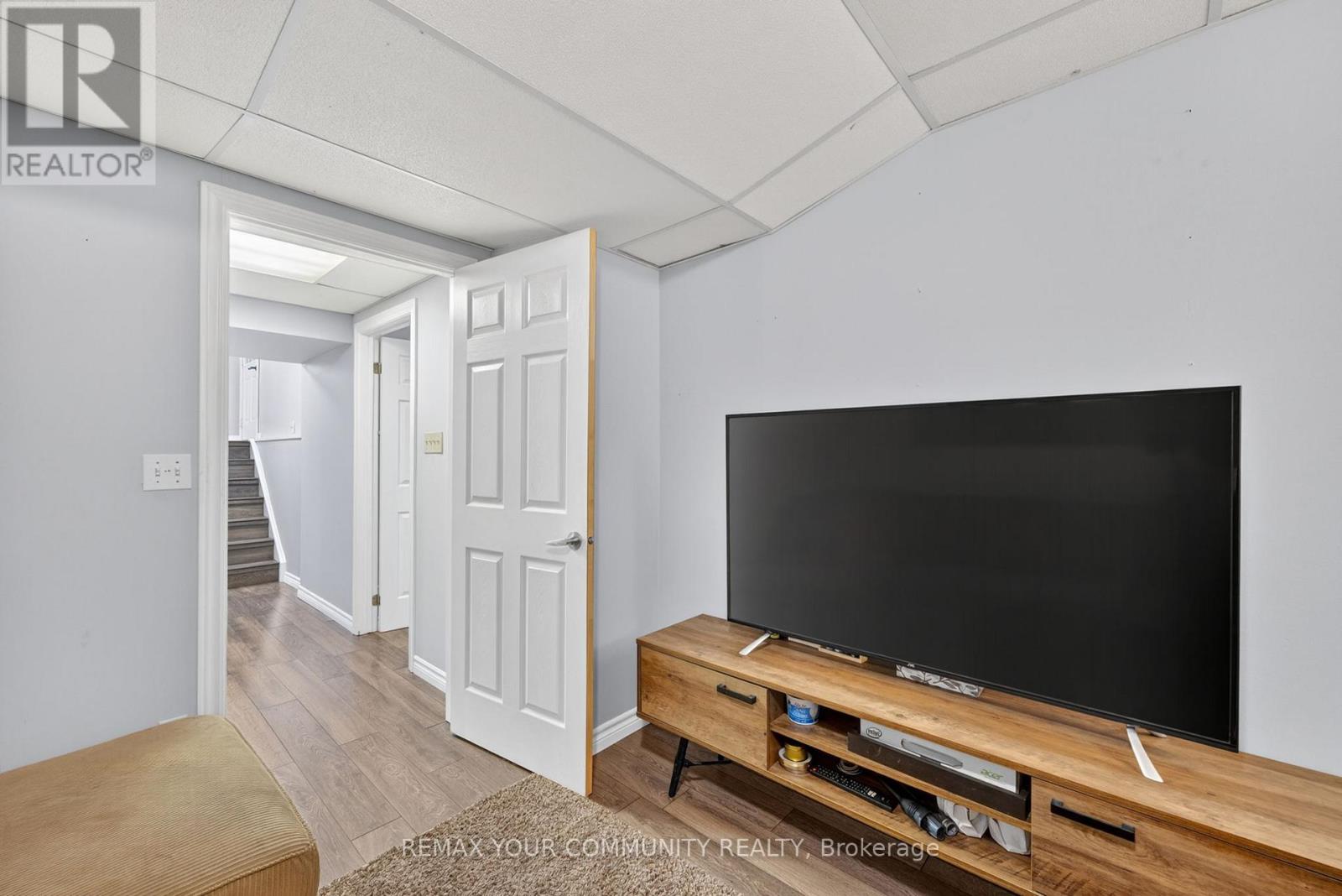 81 Crown Crescent, Bradford West Gwillimbury, Ontario  L3Z 2M2 - Photo 29 - N13011070