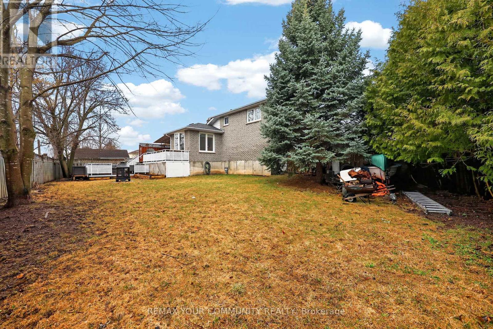 81 Crown Crescent, Bradford West Gwillimbury, Ontario  L3Z 2M2 - Photo 32 - N13011070