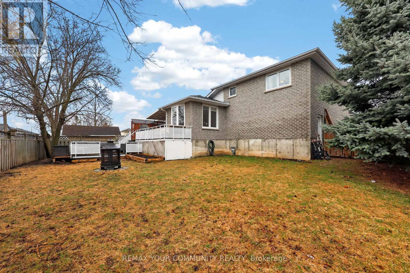 81 Crown Crescent, Bradford West Gwillimbury, Ontario  L3Z 2M2 - Photo 33 - N13011070