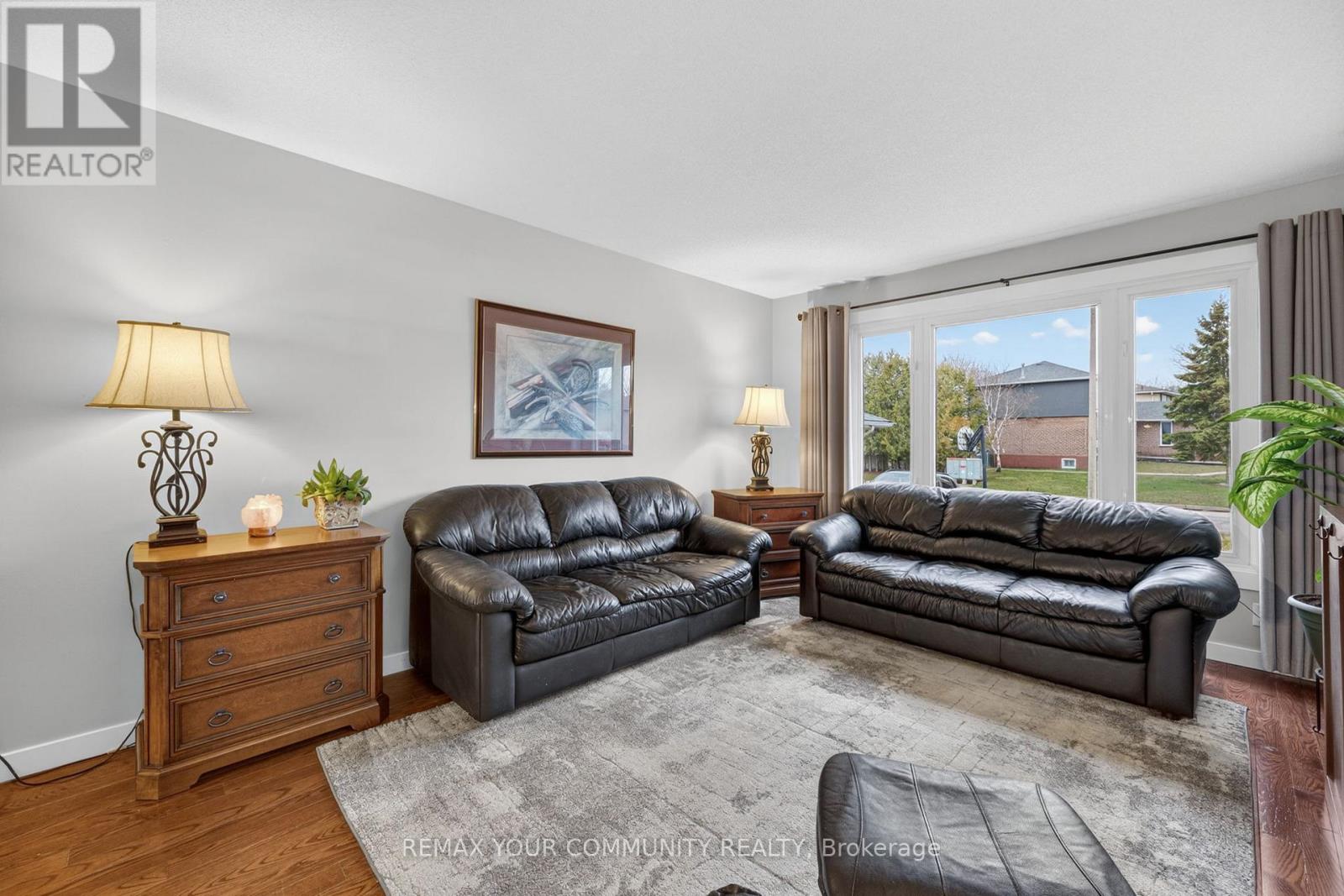 81 Crown Crescent, Bradford West Gwillimbury, Ontario  L3Z 2M2 - Photo 6 - N13011070