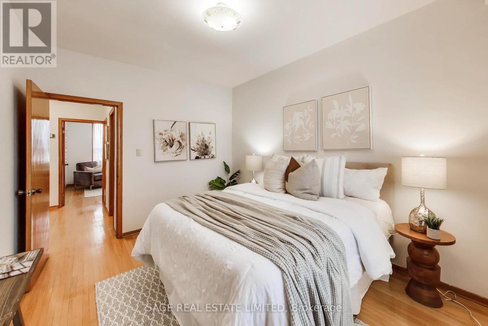 192 Westmount Avenue, Toronto, Ontario  M6E 3M8 - Photo 18 - W13010104