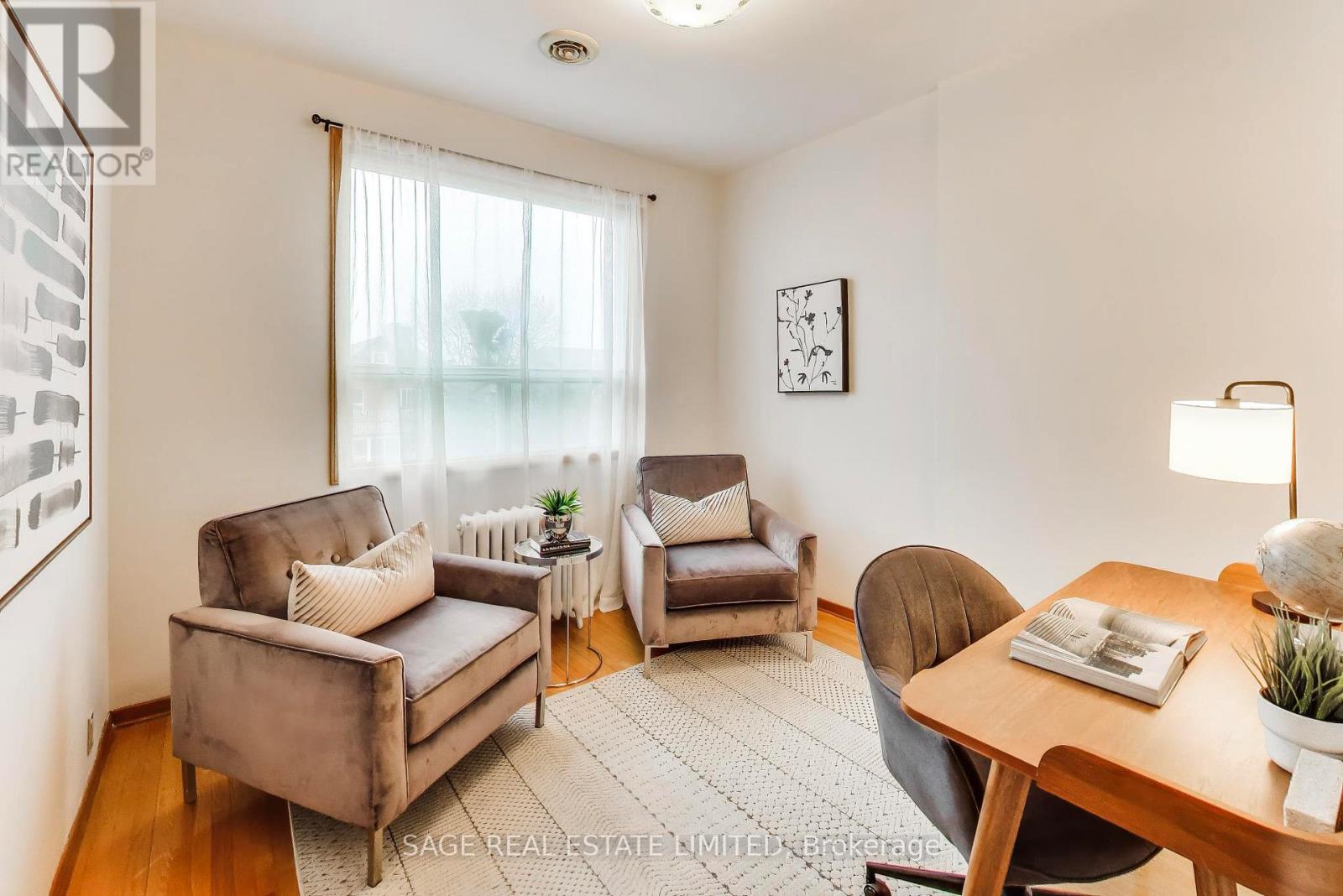 192 Westmount Avenue, Toronto, Ontario  M6E 3M8 - Photo 26 - W13010104