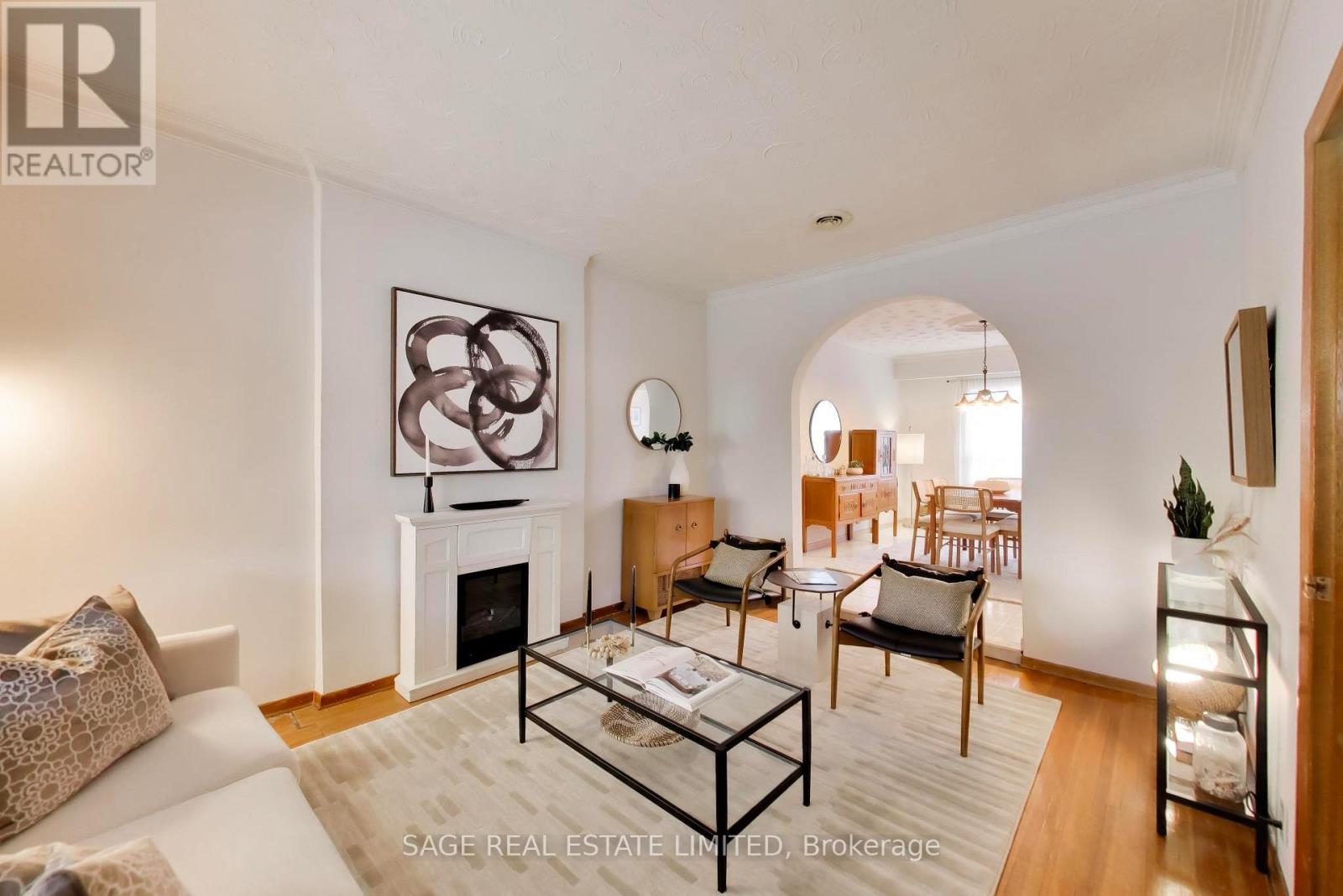 192 Westmount Avenue, Toronto, Ontario  M6E 3M8 - Photo 6 - W13010104