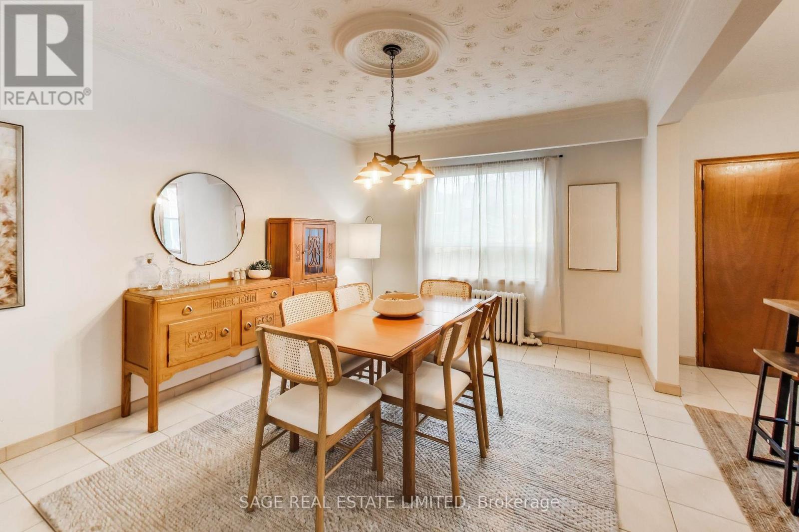 192 Westmount Avenue, Toronto, Ontario  M6E 3M8 - Photo 9 - W13010104