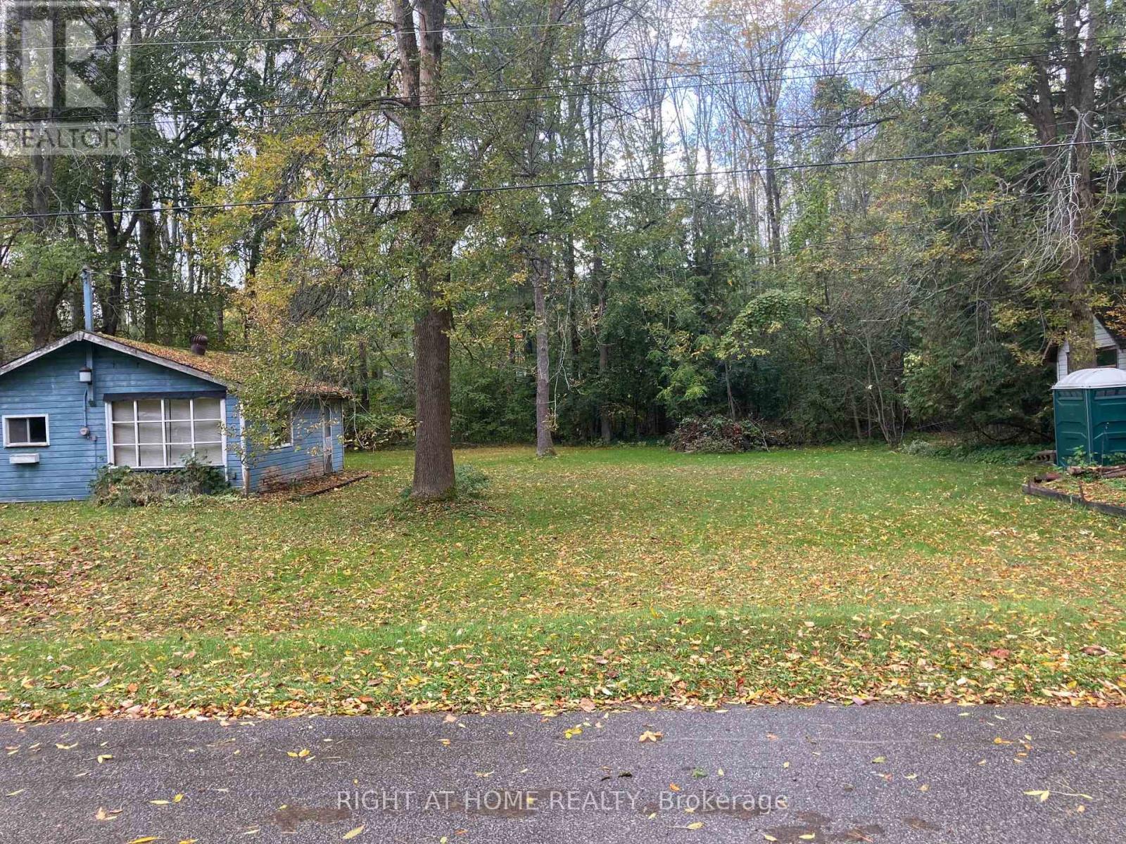 14 Barbara Avenue, Oro-Medonte, Ontario  L0L 2E0 - Photo 2 - S13010966