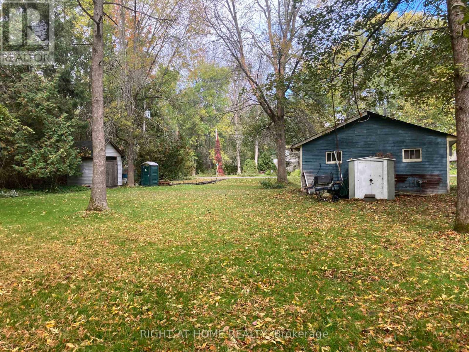14 Barbara Avenue, Oro-Medonte, Ontario  L0L 2E0 - Photo 3 - S13010966