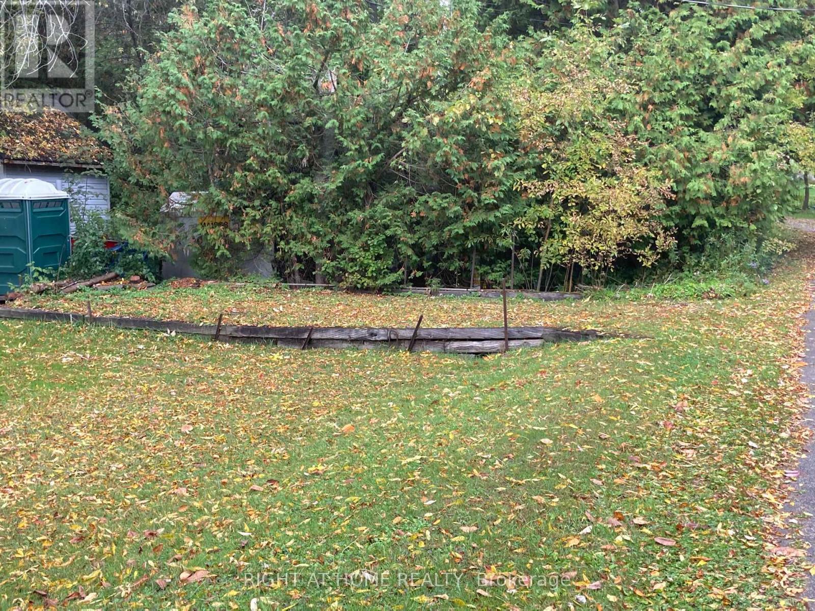 14 Barbara Avenue, Oro-Medonte, Ontario  L0L 2E0 - Photo 4 - S13010966