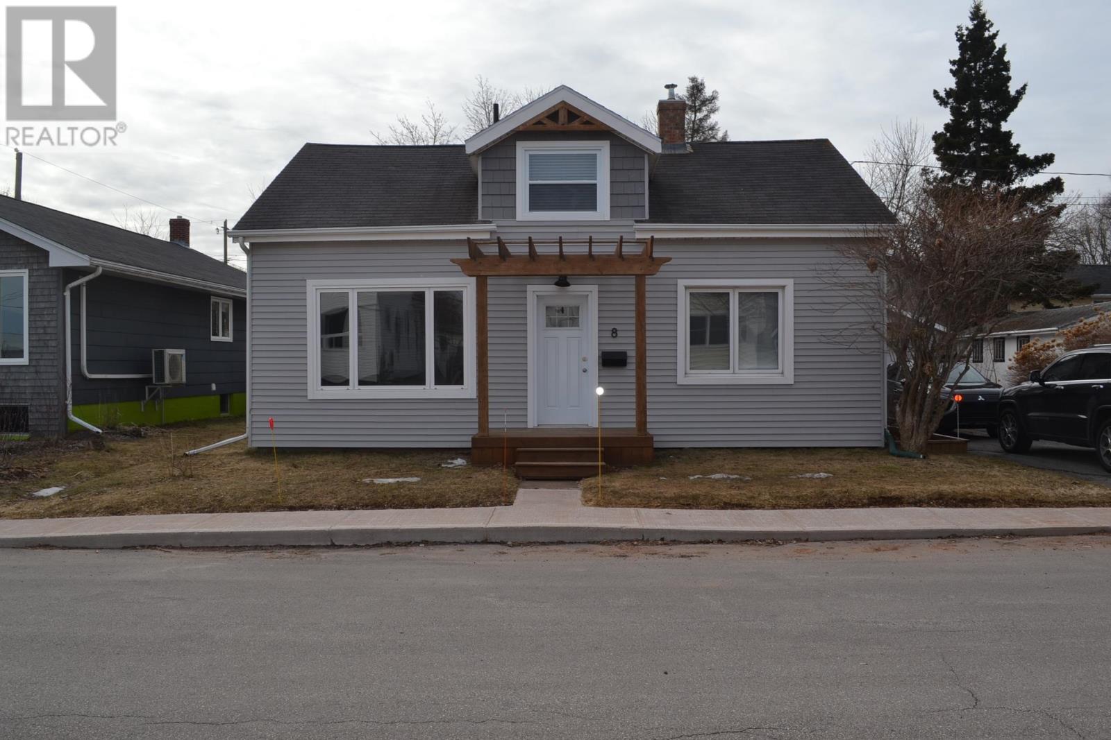 8 Gay Avenue, Charlottetown, Prince Edward Island  C1A 2N3 - Photo 3 - 202607748