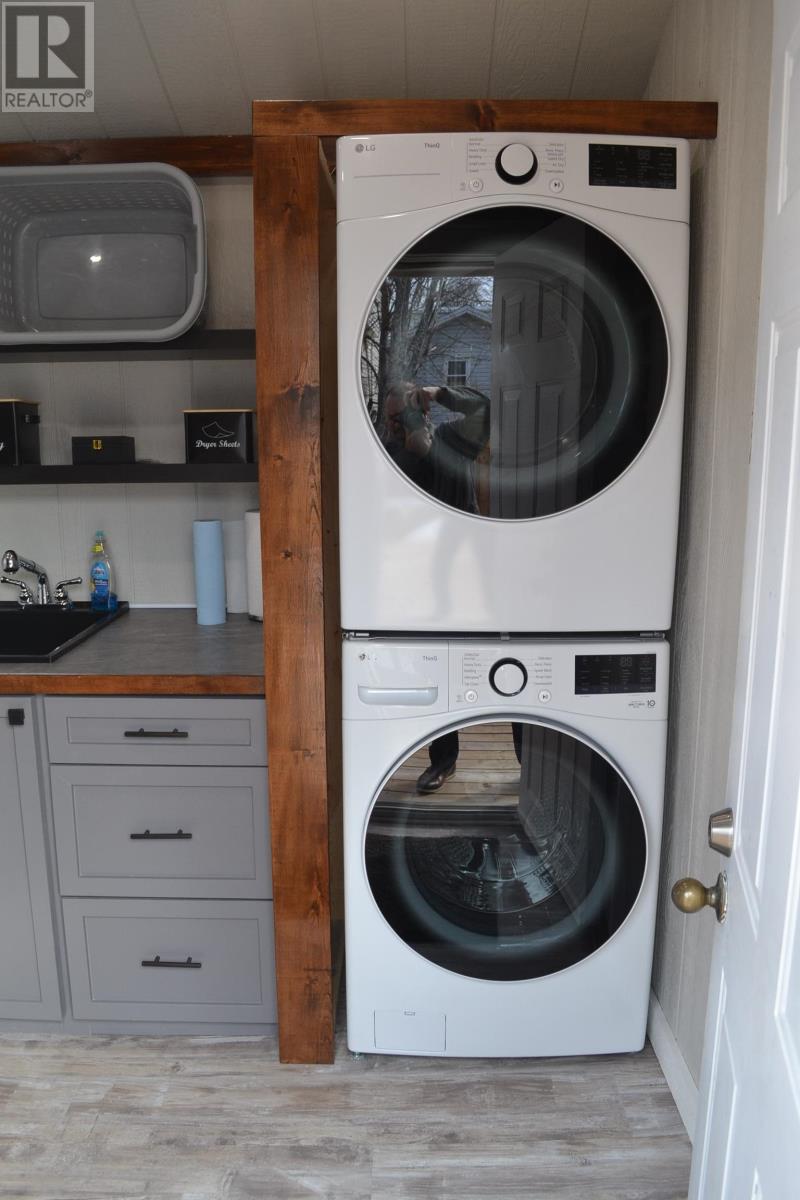 8 Gay Avenue, Charlottetown, Prince Edward Island  C1A 2N3 - Photo 5 - 202607748