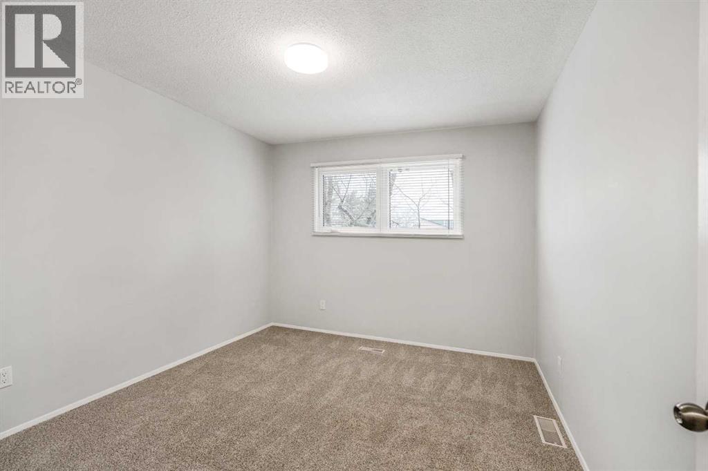 19 Columbia Place W, Lethbridge, Alberta  T1K 5A8 - Photo 28 - A2302378