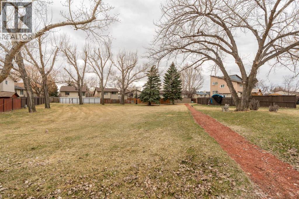 19 Columbia Place W, Lethbridge, Alberta  T1K 5A8 - Photo 35 - A2302378