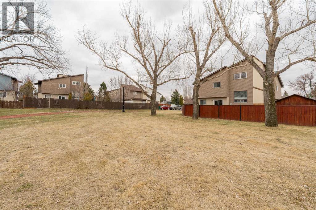 19 Columbia Place W, Lethbridge, Alberta  T1K 5A8 - Photo 36 - A2302378