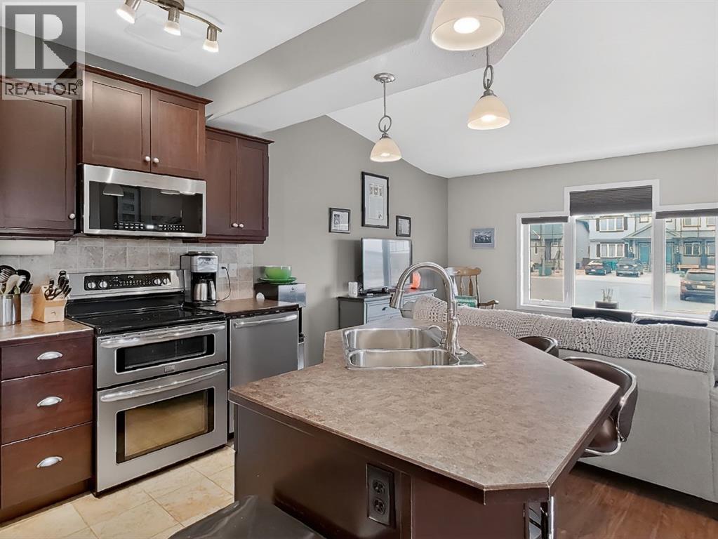 645 Silkstone Point W, Lethbridge, Alberta  T1J 4C5 - Photo 11 - A2276668