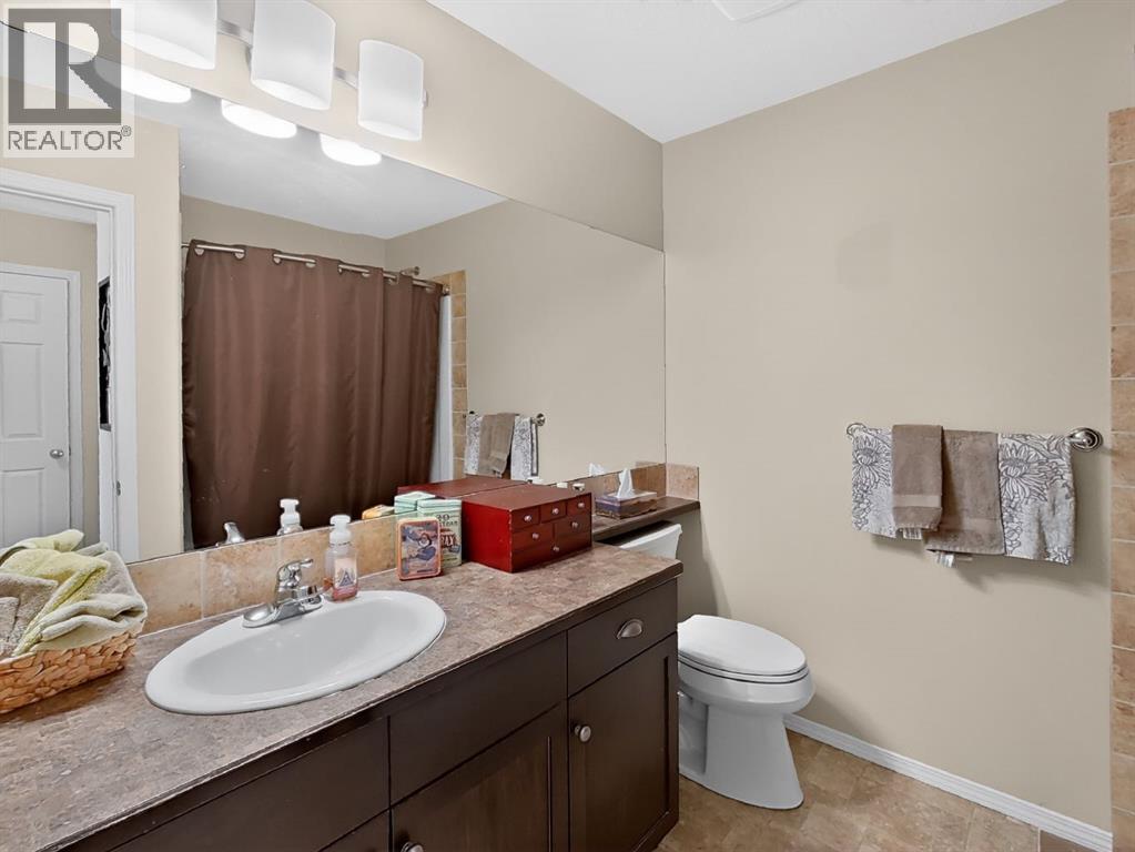 645 Silkstone Point W, Lethbridge, Alberta  T1J 4C5 - Photo 21 - A2276668