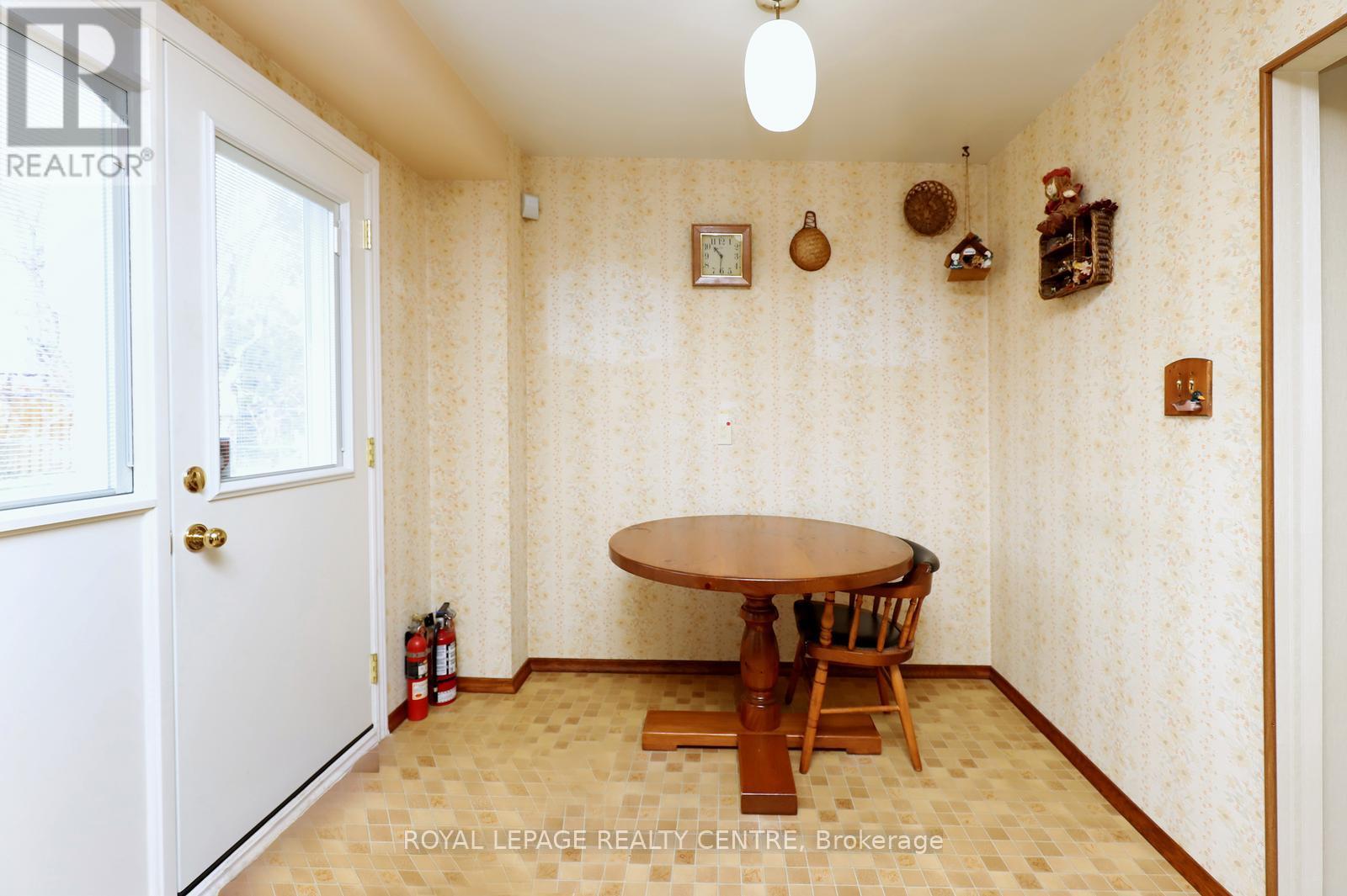 3390 Frobex Court, Mississauga, Ontario  L5C 2B5 - Photo 20 - W13010982