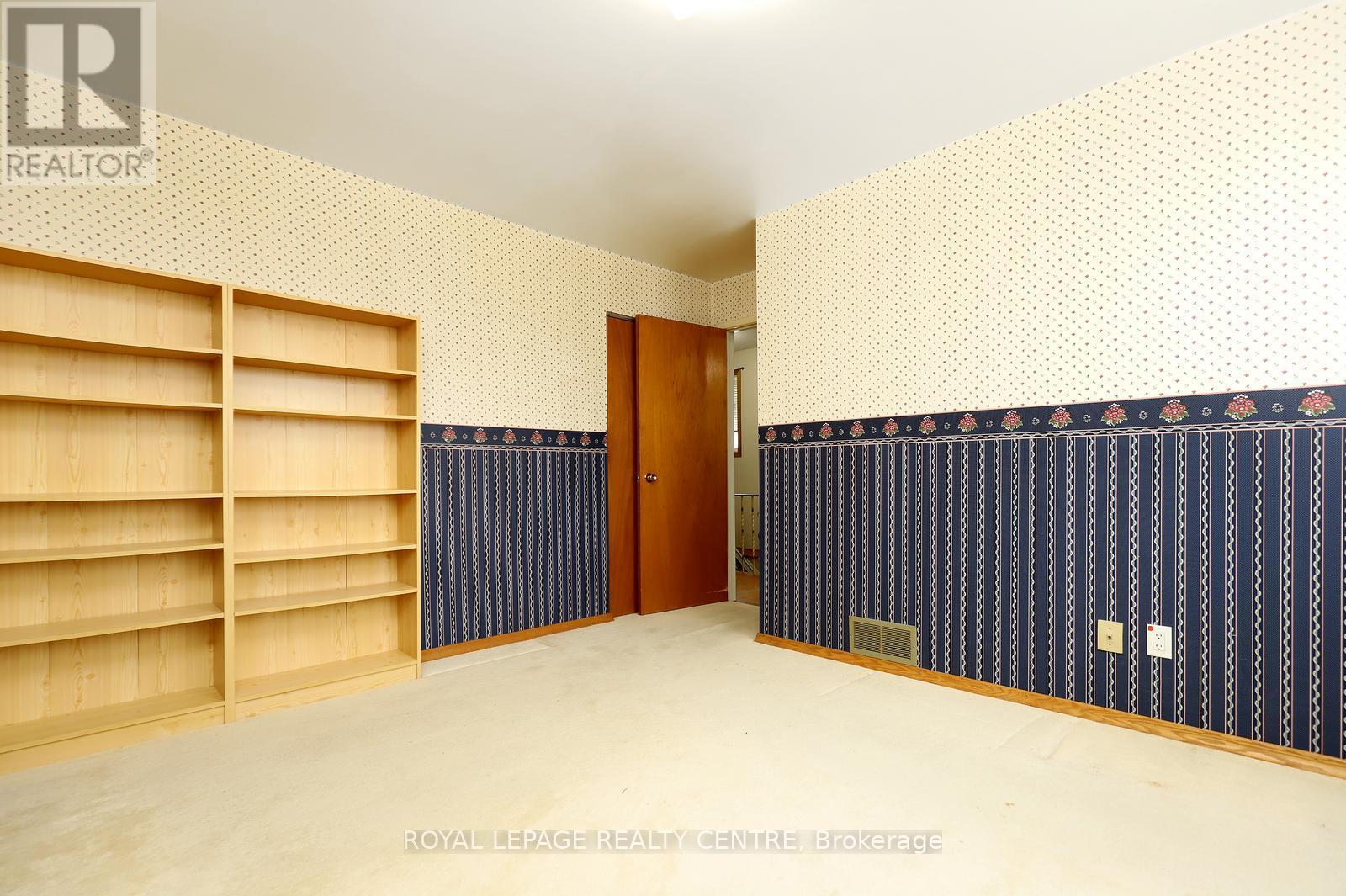 3390 Frobex Court, Mississauga, Ontario  L5C 2B5 - Photo 30 - W13010982