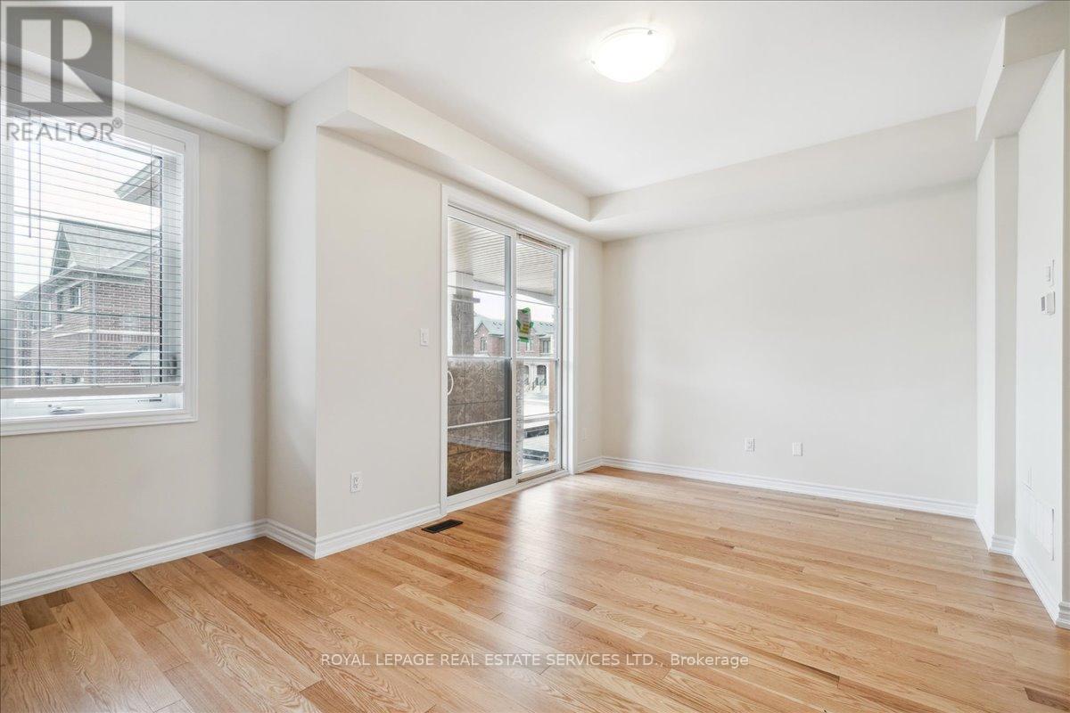 2096 Fairmont Common, Burlington, Ontario  L7P 0V8 - Photo 18 - W13010990