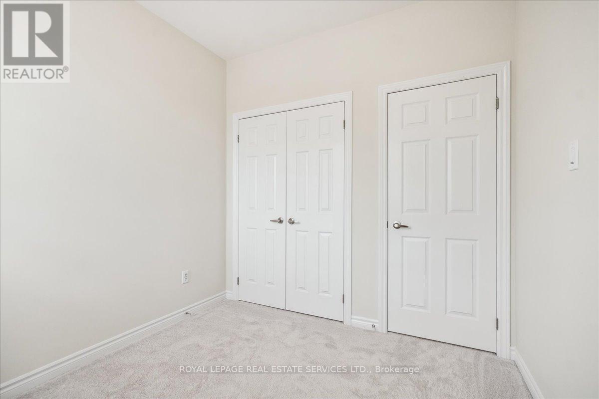 2096 Fairmont Common, Burlington, Ontario  L7P 0V8 - Photo 31 - W13010990