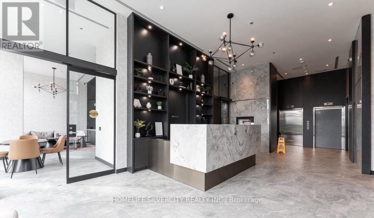 320 - 3005 Pine Glen Road, Oakville, Ontario  L6M 4J3 - Photo 3 - W13011008