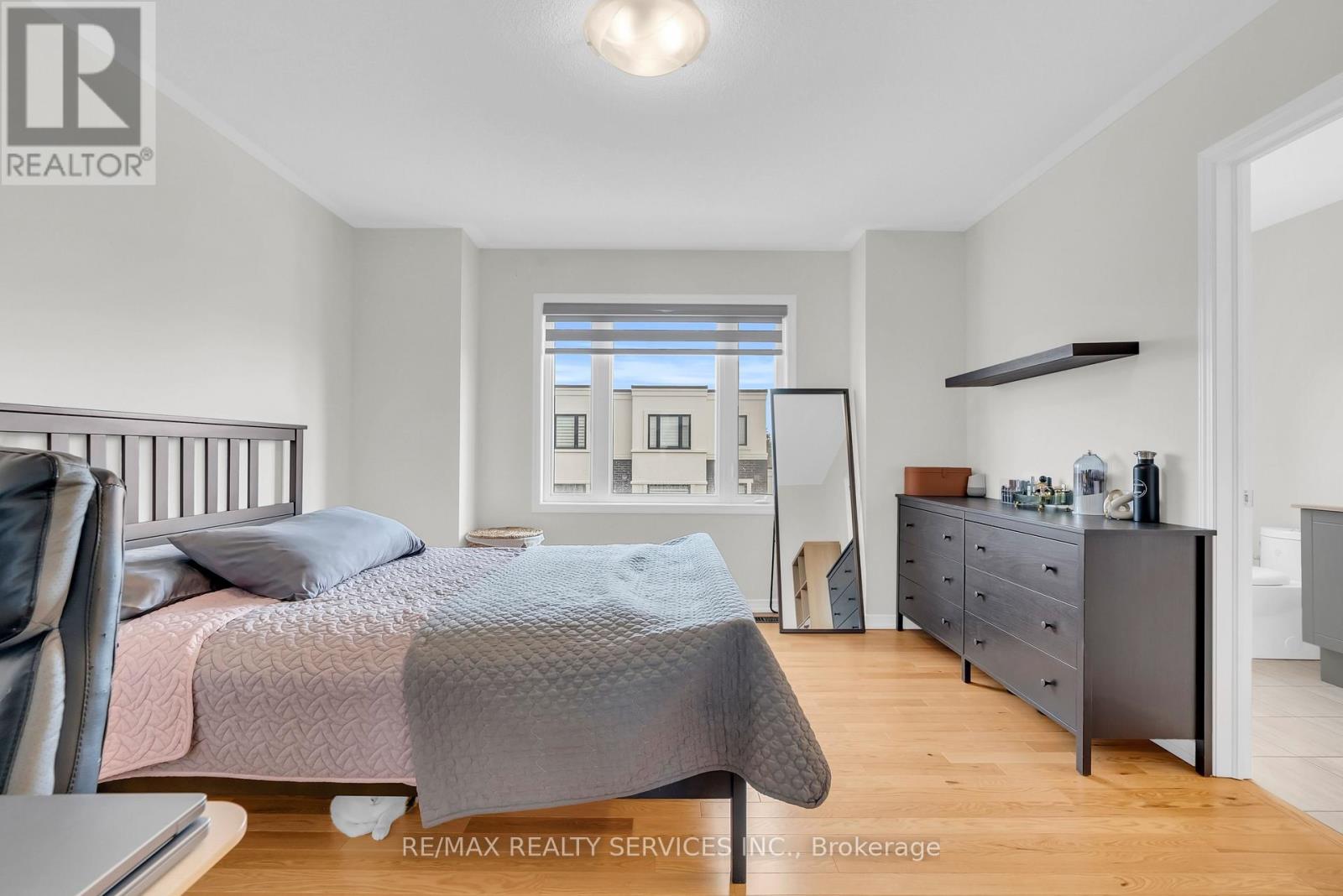 1801 Mitoff Place, Mississauga (Rathwood), Ontario  L4W 0E8 - Photo 13 - W13011010