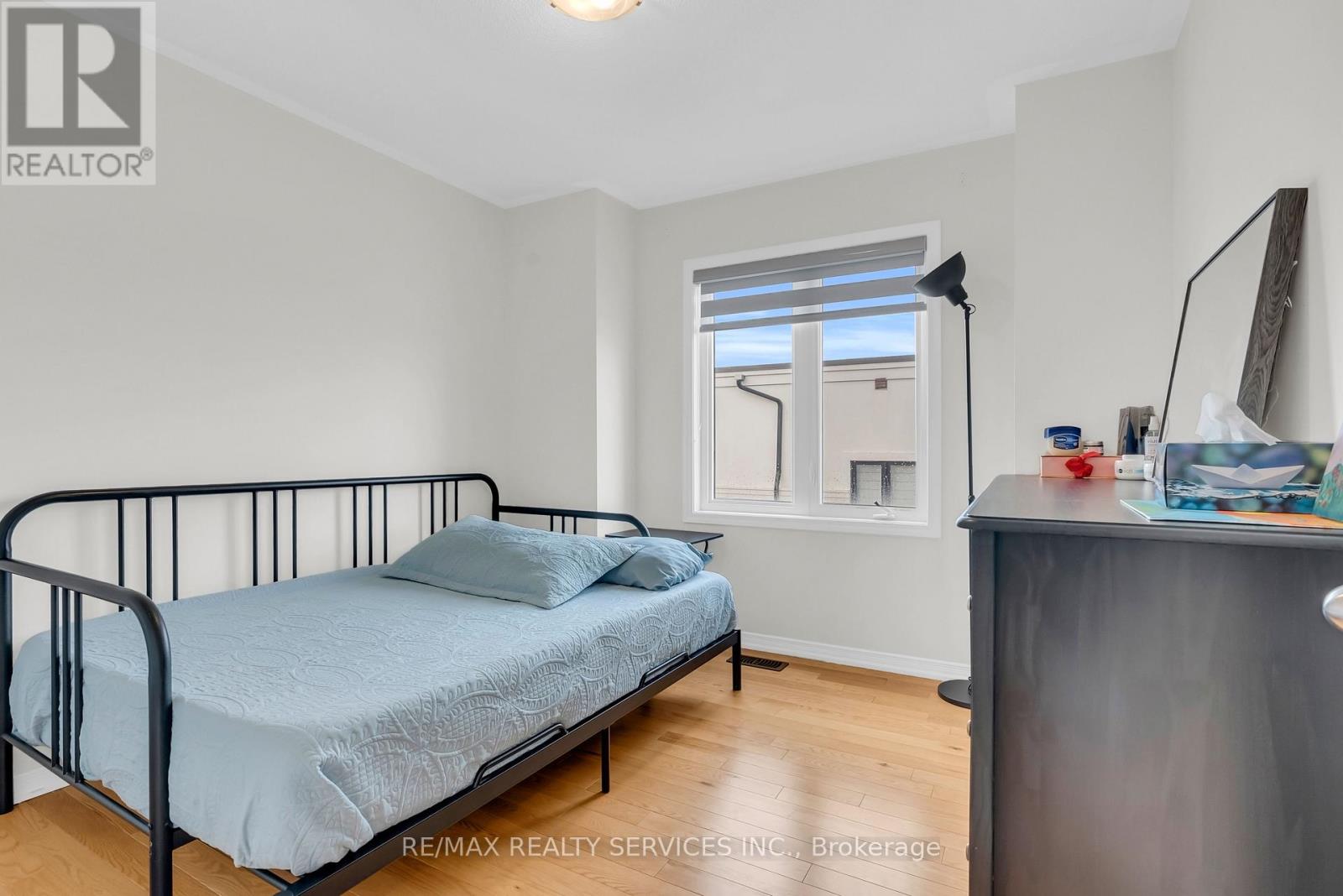 1801 Mitoff Place, Mississauga (Rathwood), Ontario  L4W 0E8 - Photo 17 - W13011010