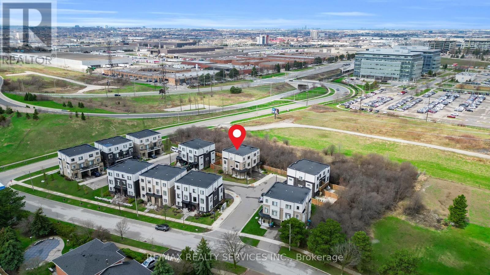 1801 Mitoff Place, Mississauga (Rathwood), Ontario  L4W 0E8 - Photo 3 - W13011010