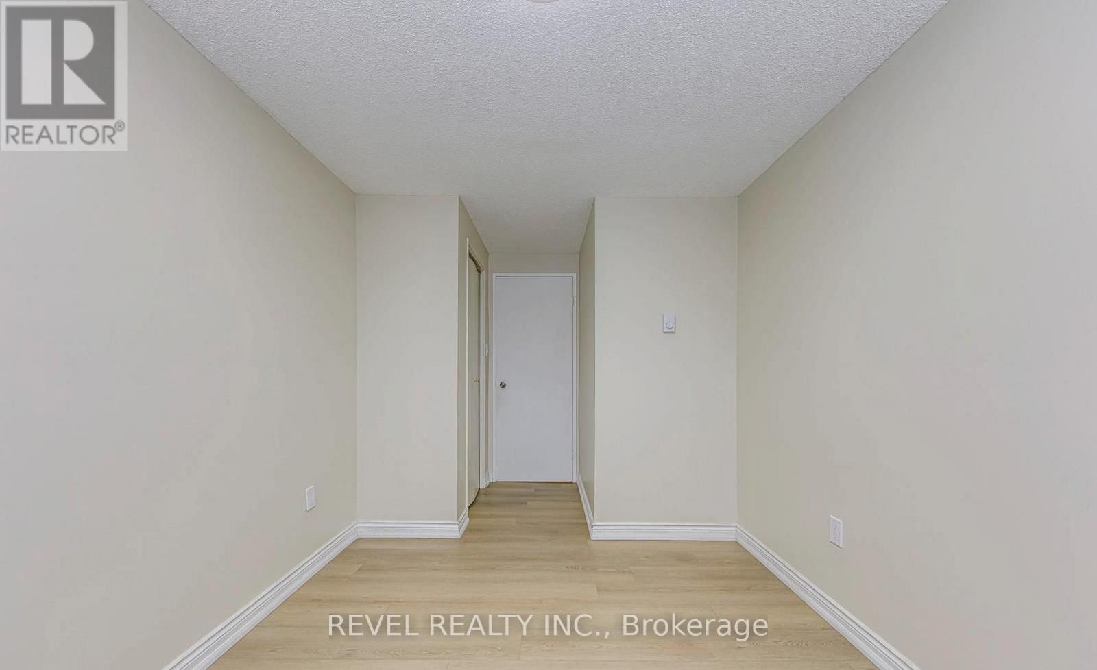 24 - 2035 South Millway Drive, Mississauga, Ontario  L5L 1R7 - Photo 27 - W13011020