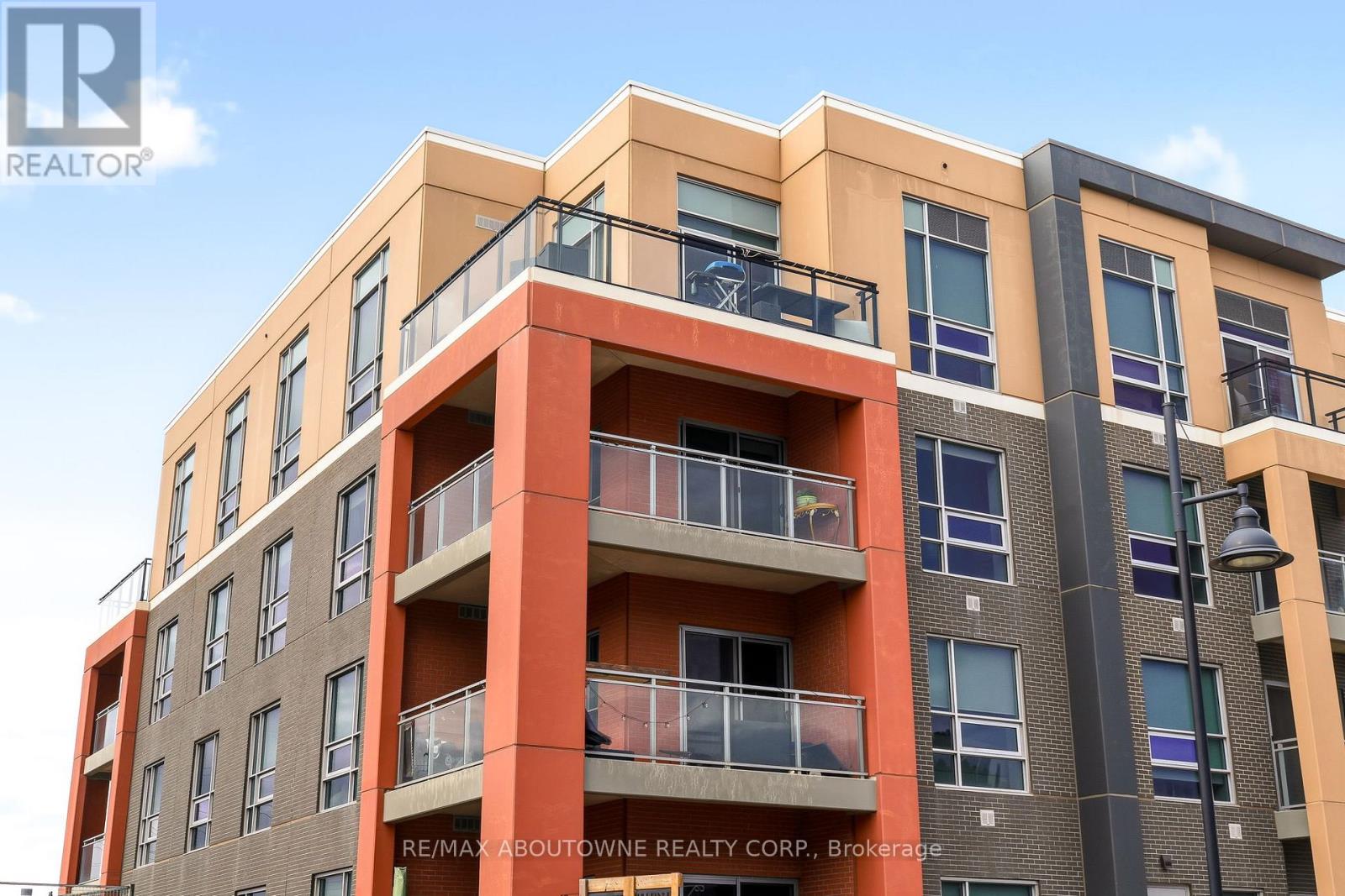 309 - 4040 Upper Middle Road, Burlington, Ontario  L7M 0H2 - Photo 2 - W13011076