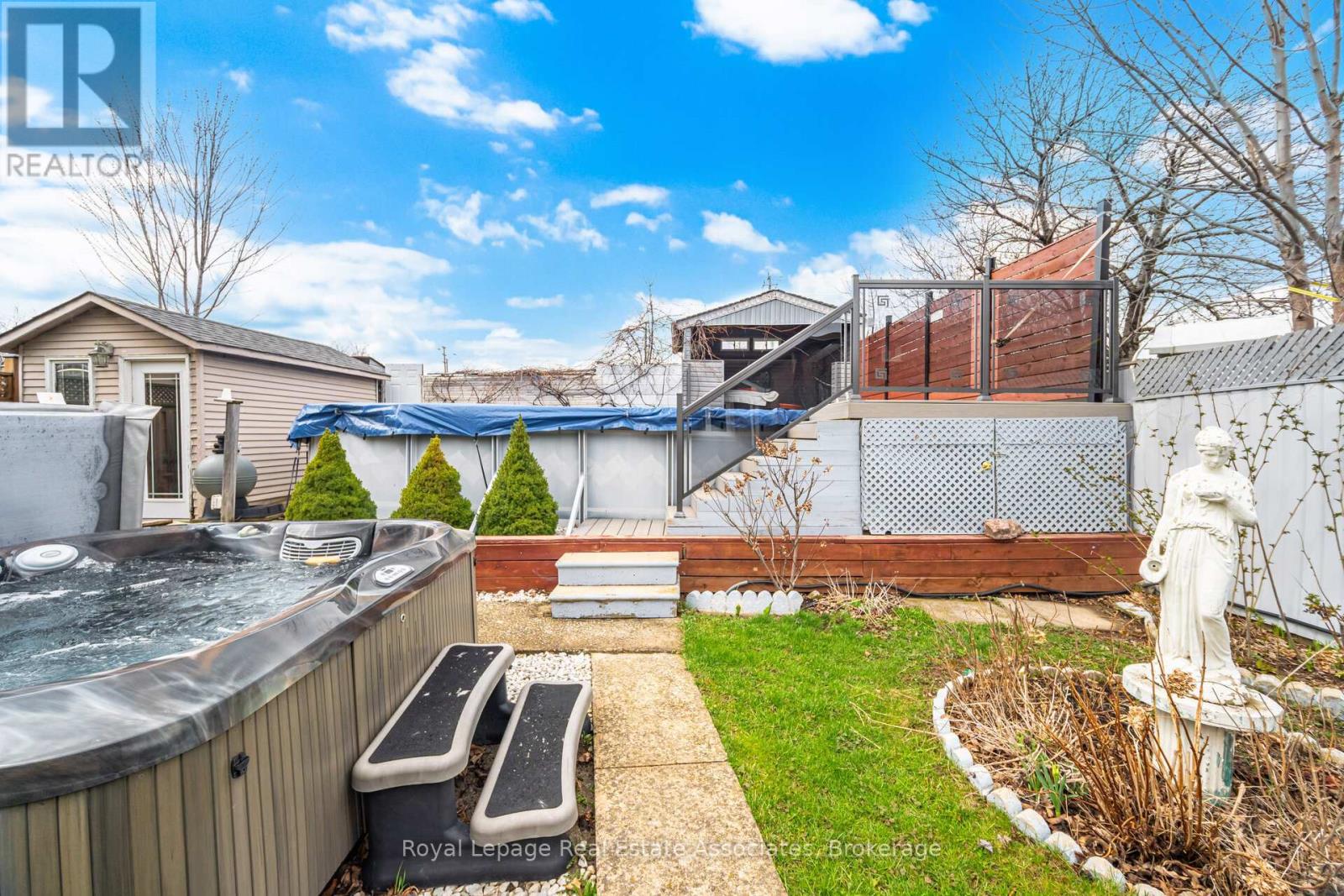 1311 Underwood Drive, Mississauga, Ontario  L4W 3M9 - Photo 39 - W13011096