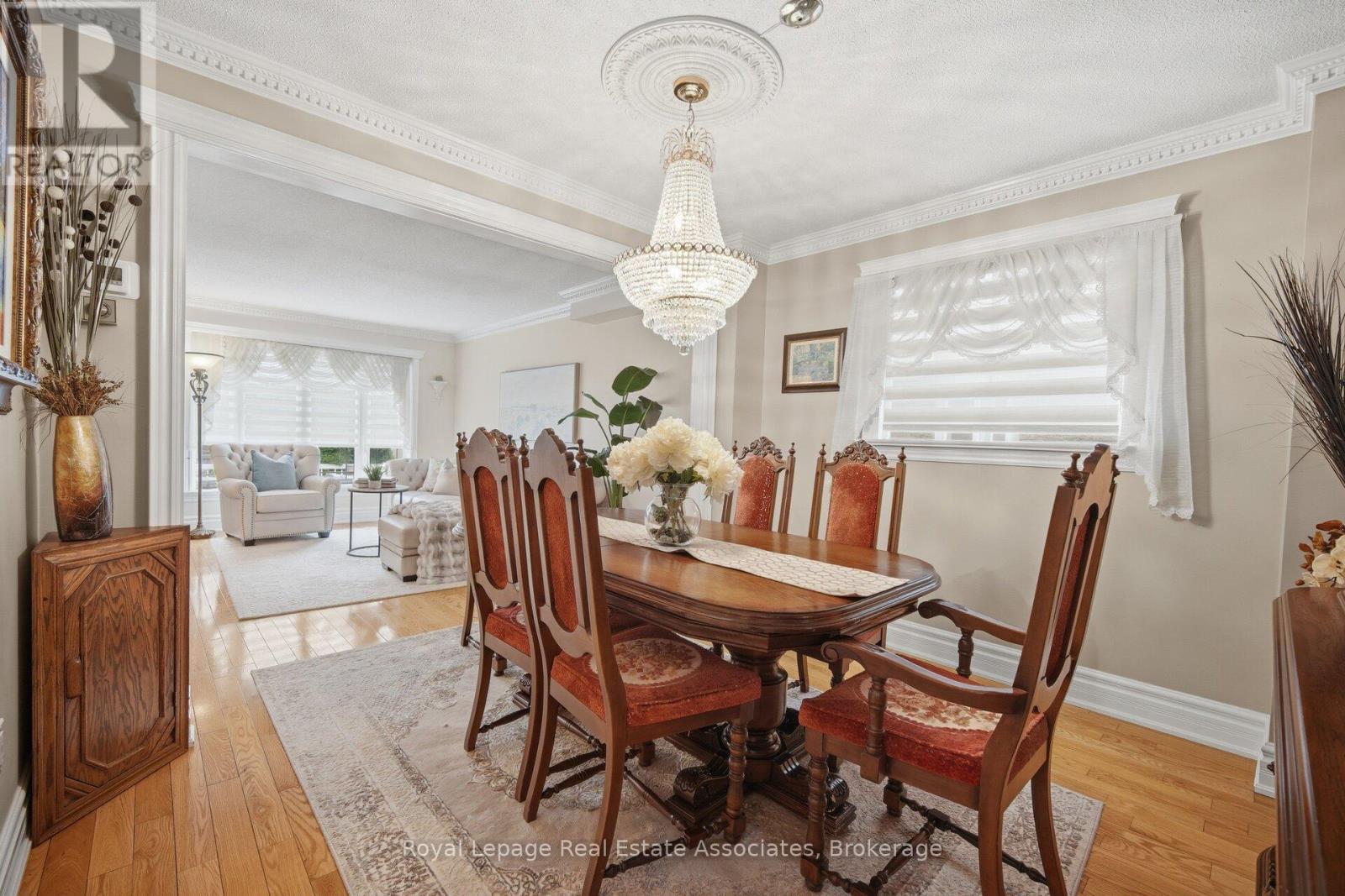 1311 Underwood Drive, Mississauga, Ontario  L4W 3M9 - Photo 7 - W13011096