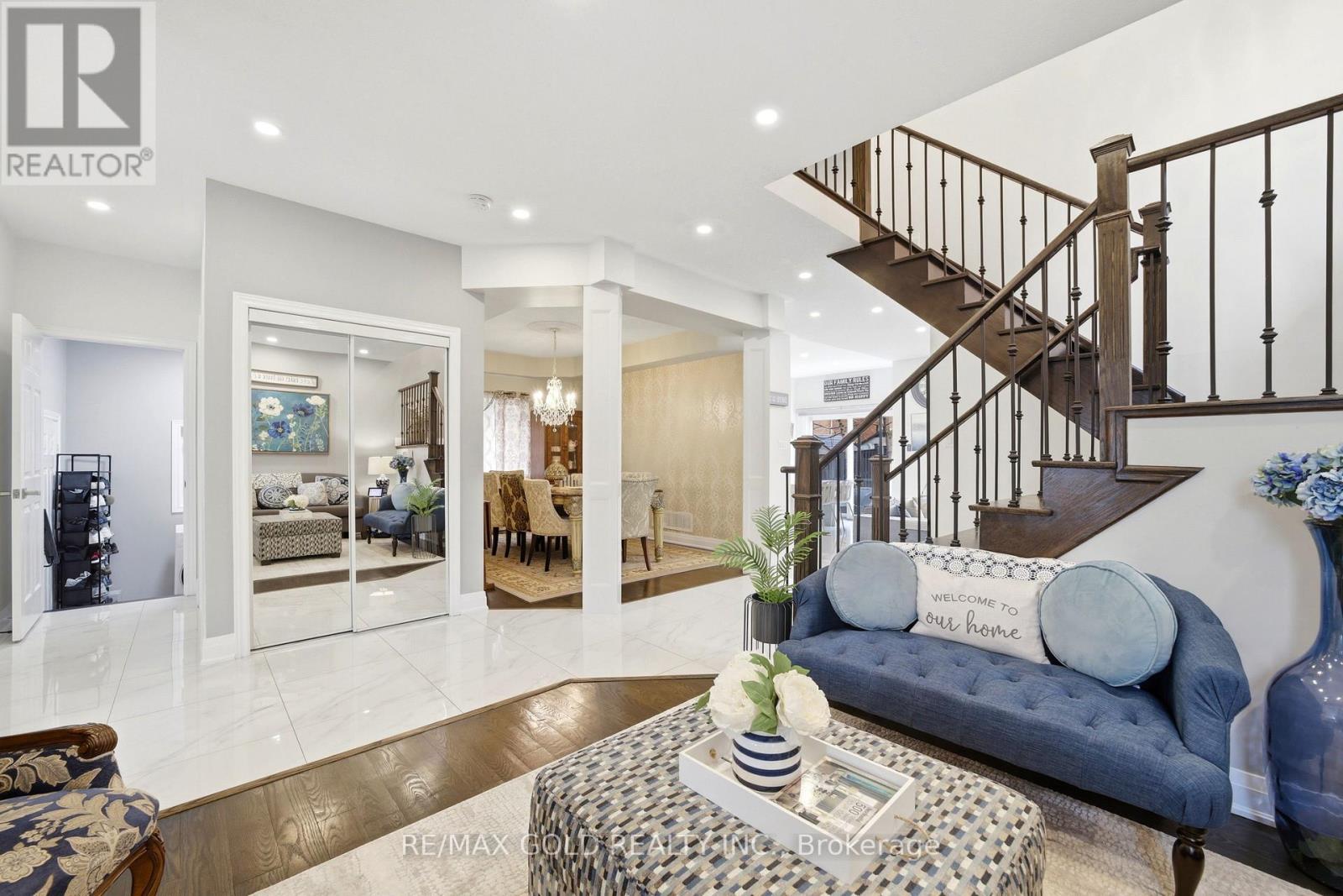 733 Novo Star Drive, Mississauga, Ontario  L5W 1C7 - Photo 5 - W13011104