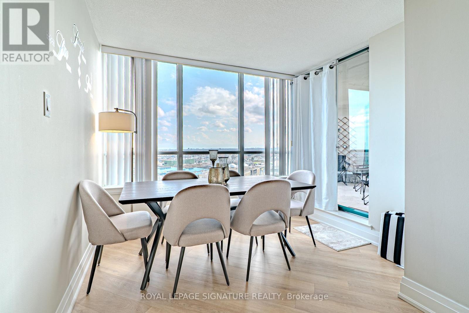 1206 - 550 Webb Drive, Mississauga, Ontario  L5B 3Y4 - Photo 11 - W13011108